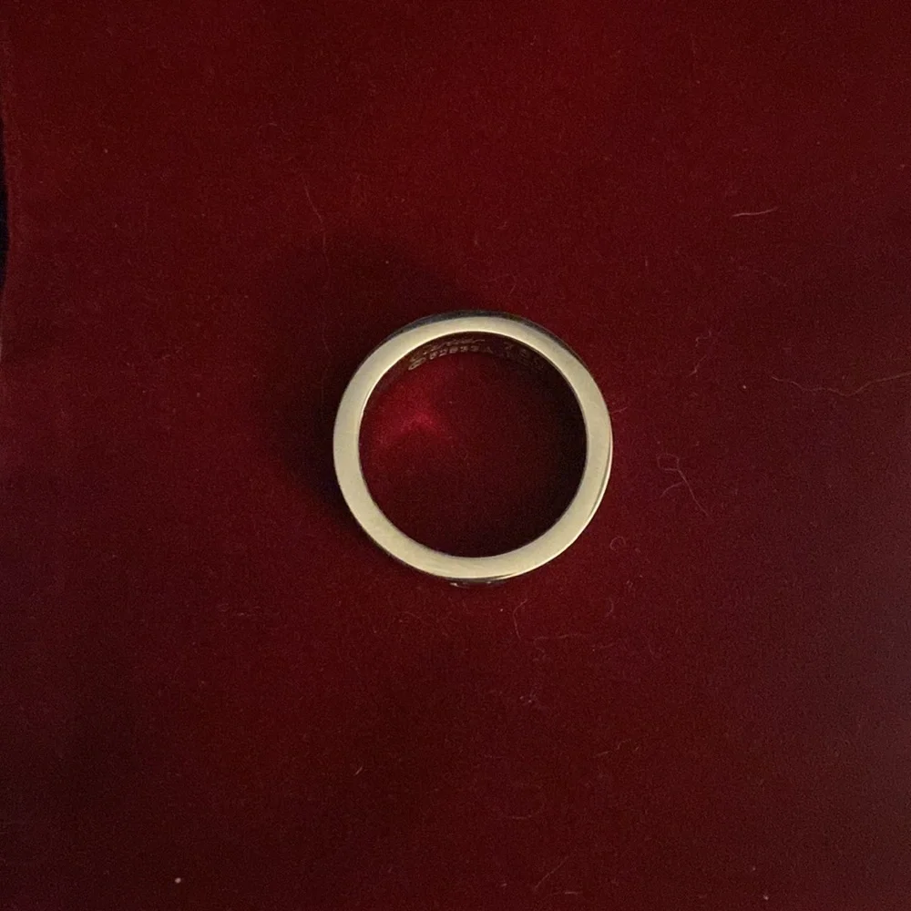 Love Ring Unisex Silver Titanium Alloy Fashion Luxe Jewelry Various Sizes - Picture 4 of 6